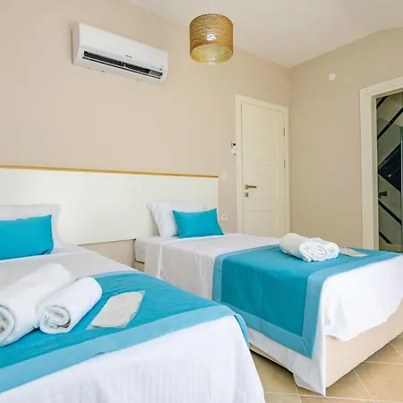 Villa Charming With A Private Pool In *