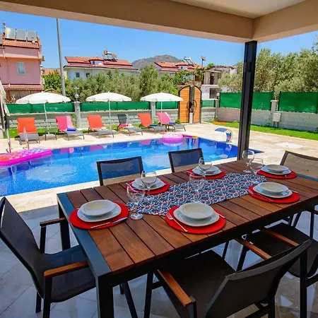 Charming With A Private Pool In Βίλα Φετιγιέ